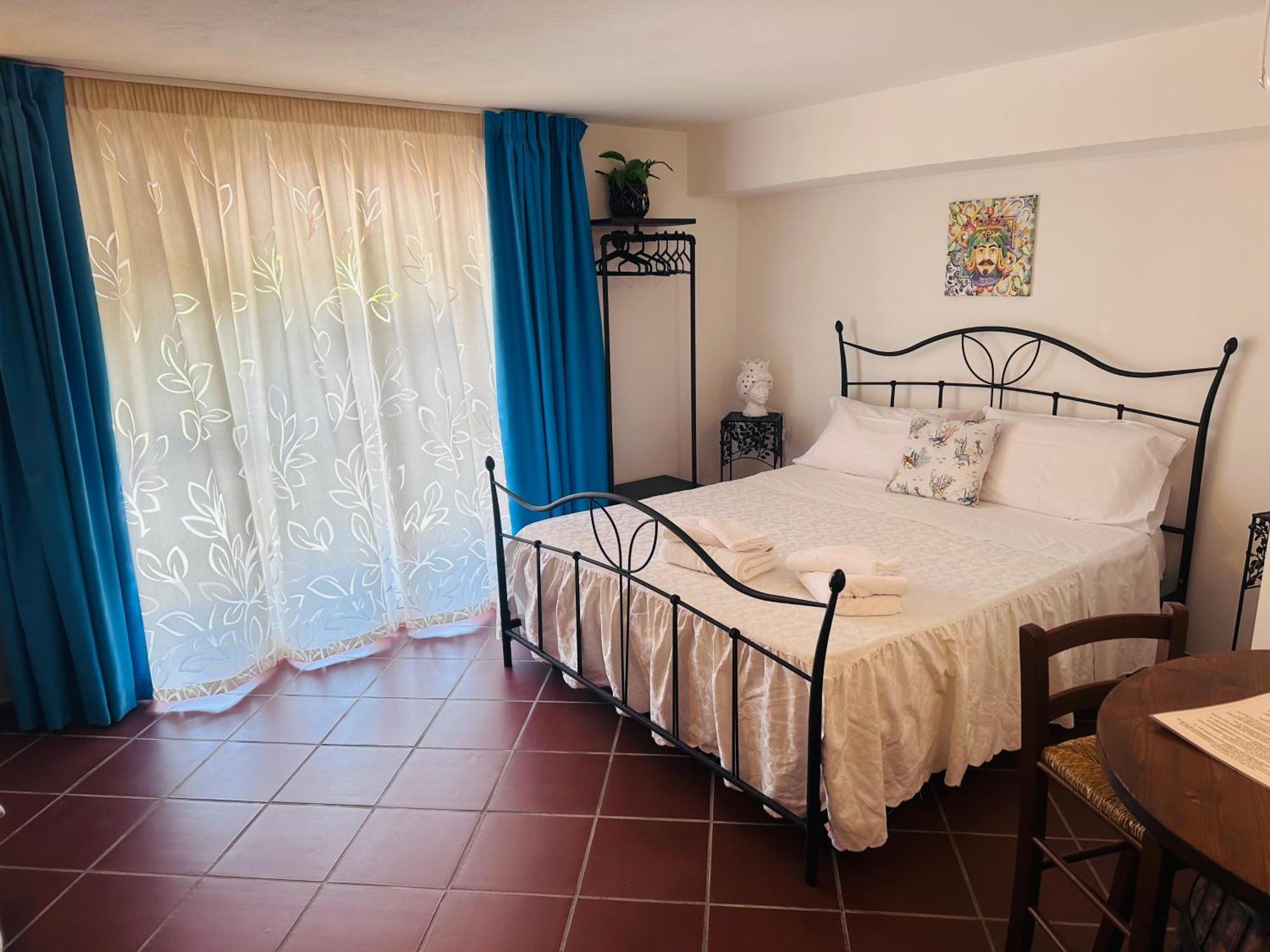 Villa Tiche Cefalu Exterior photo